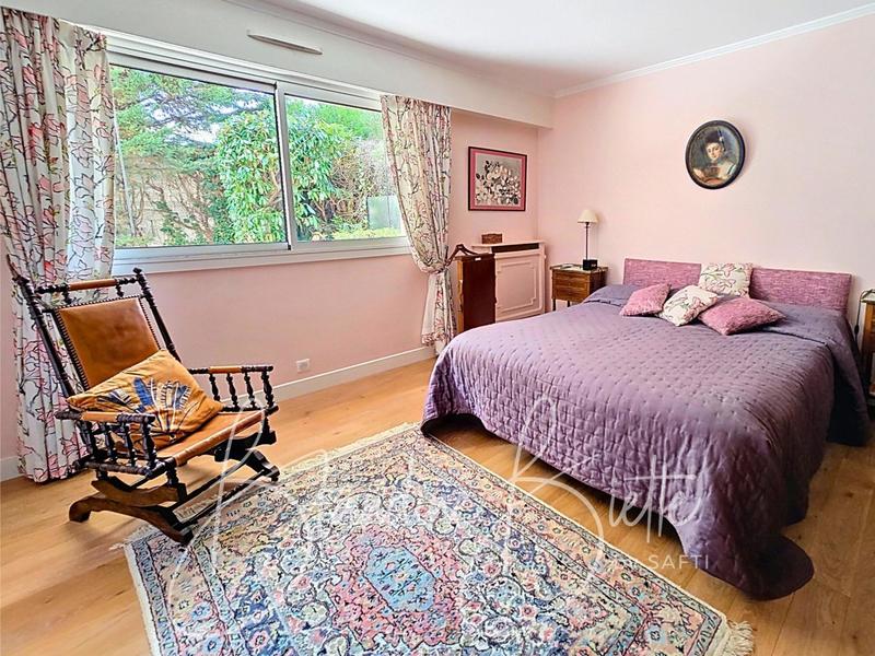 Appartement - 99 m² - 5 pièces