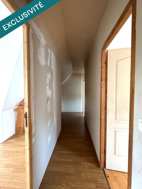 Maison - 141 m² - 8 pièces