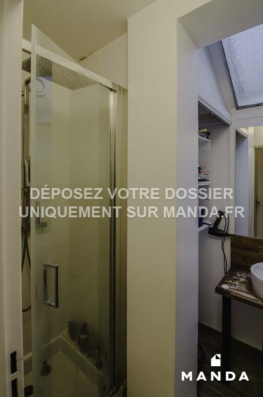 Chambre - 9 m² - 5 pièces