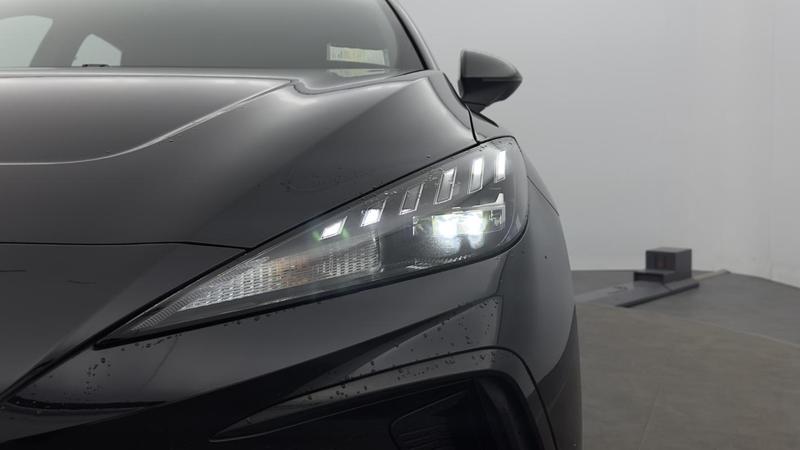 Mg Mg4 Electric 51kWh - 125 kW 2wd Standard