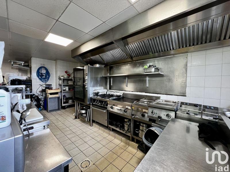 Local commercial - 305 m²