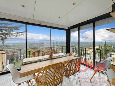 Maison - 146 m² - 8 pièces