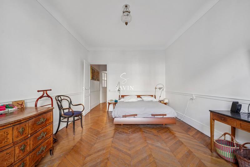 Maison ancienne - 242 m² - 7 pièces