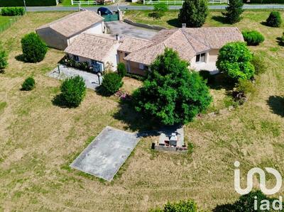 Maison - 144 m² - 4 pièces