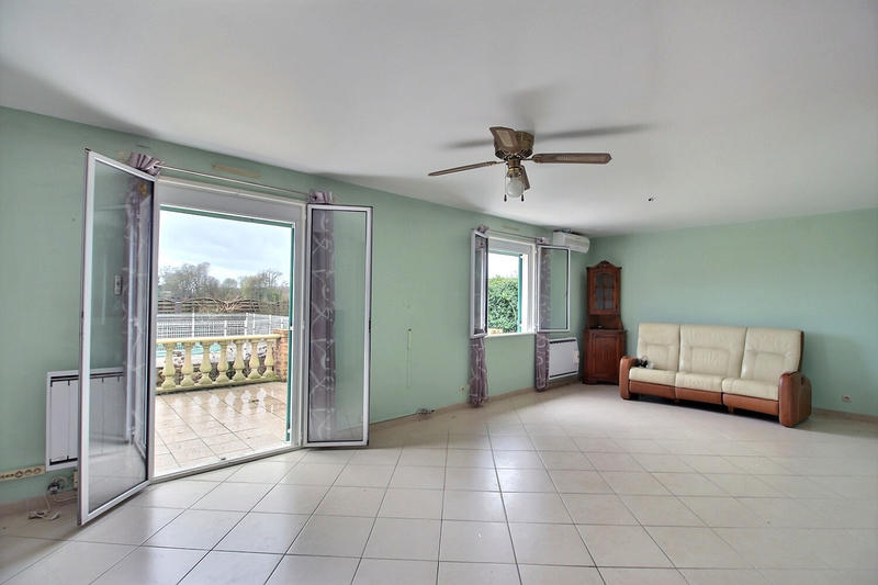 Villa - 99 m² - 6 pièces