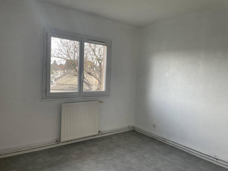 Maison jumelée - 95 m² - 5 pièces