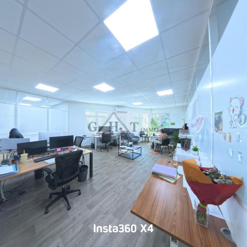 Bureau - 185 m²