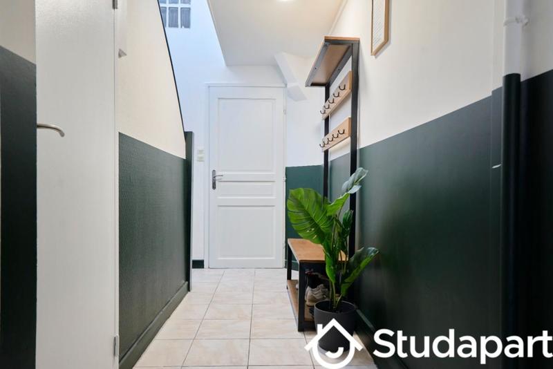 Chambre - 14 m² - 1 pièce