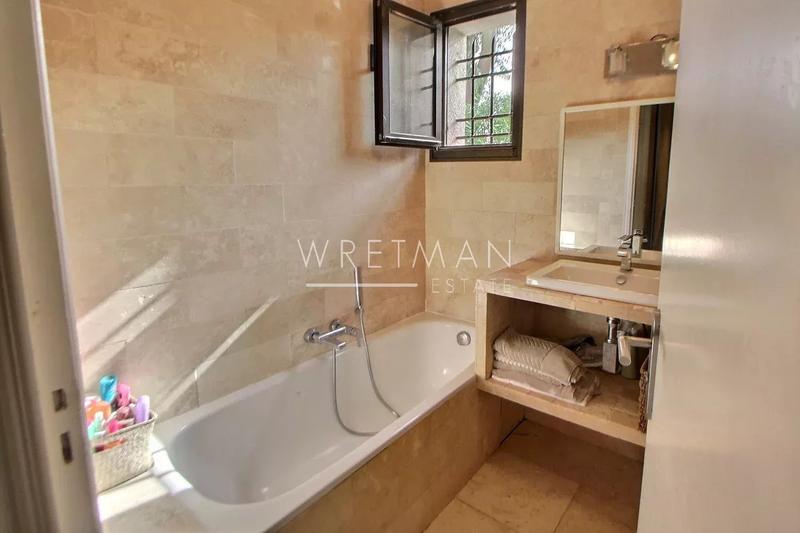 Appartement villa - 83 m² - 3 pièces