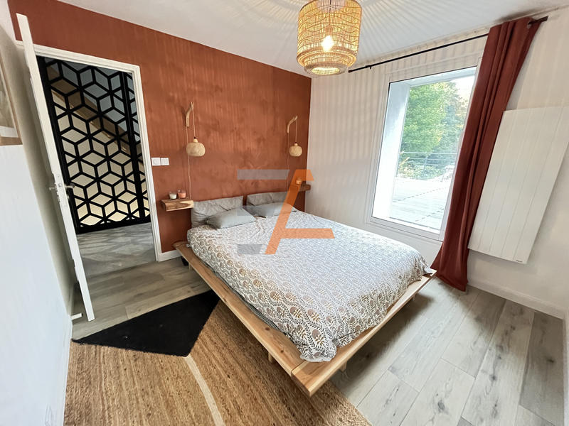 Maison - 130 m² - 4 pièces