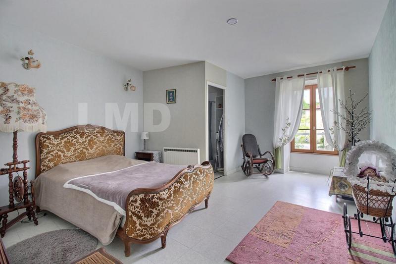 Maison de ville - 260 m² - 7 pièces