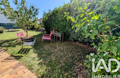 Maison - 199 m² - 7 pièces