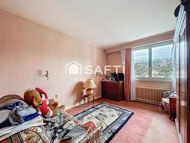 Maison - 200 m² - 9 pièces