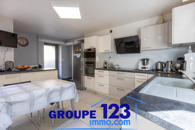 Maison - 169 m² - 4 pièces