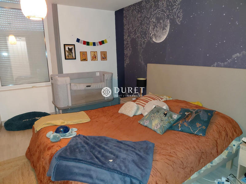 Maison - 181 m² - 6 pièces