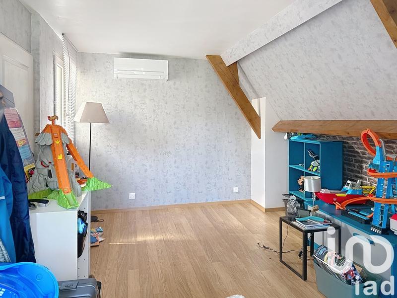 Maison - 251 m² - 8 pièces