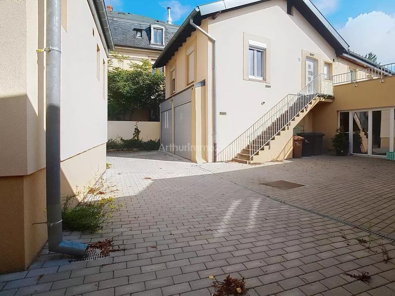 Immeuble - 165 m² - 15 pièces