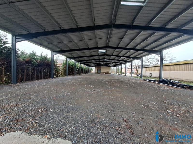 Local d'activités - 1 500 m²