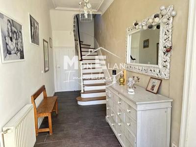 Maison de maîtres - 287 m² - 8 pièces