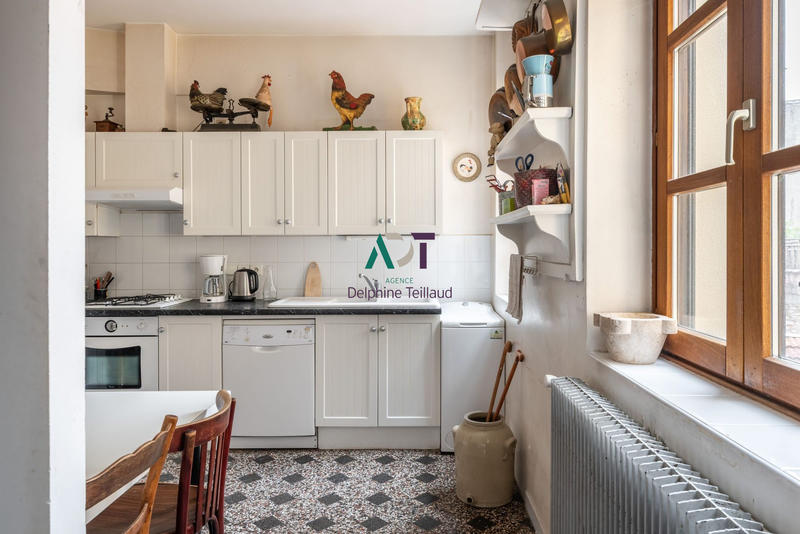 Appartement - 163 m² - 6 pièces