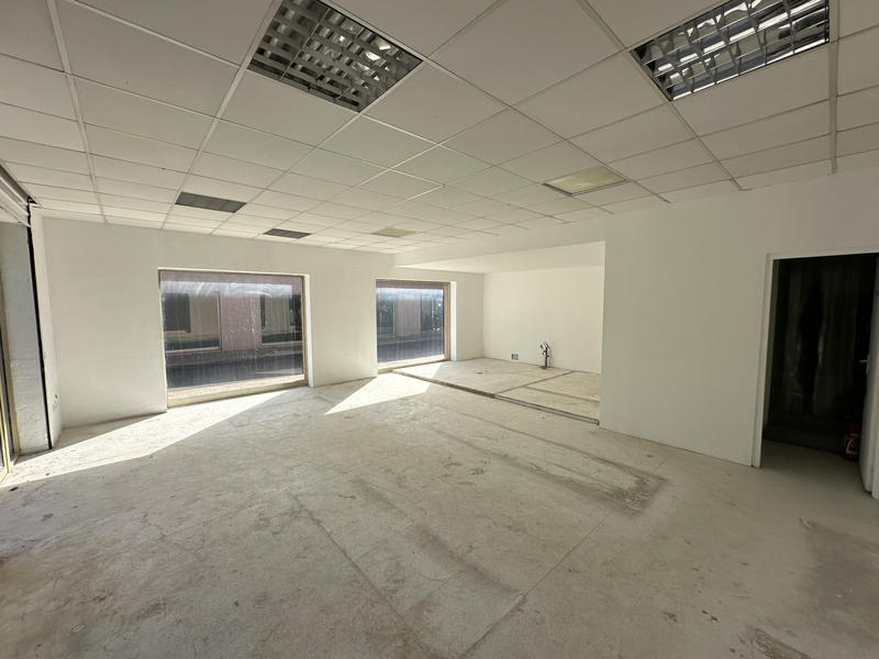 Local commercial - 1 436 m²