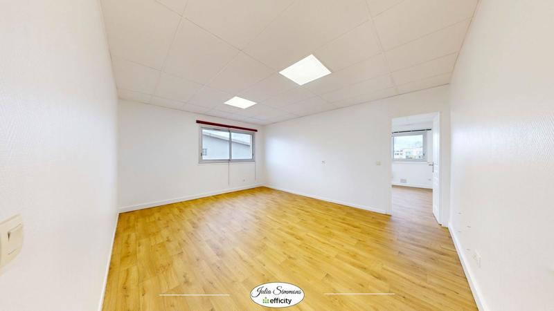 Bureau - 58 m² - 4 pièces