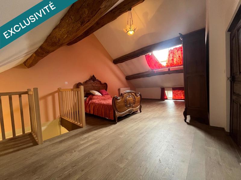 Maison - 122 m² - 7 pièces