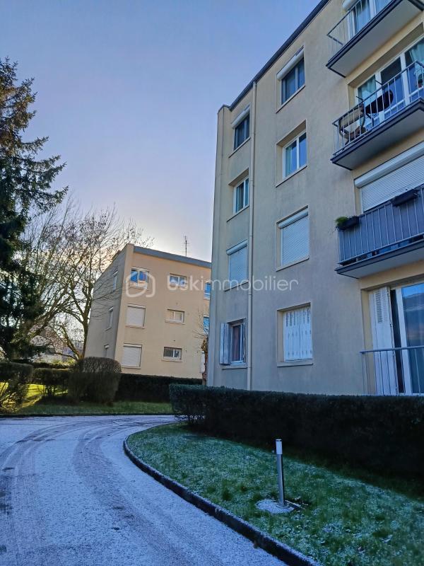 Appartement - 67 m² - 4 pièces