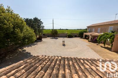 Maison - 980 m² - 5 pièces