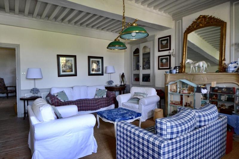 Maison - 432 m² - 14 pièces