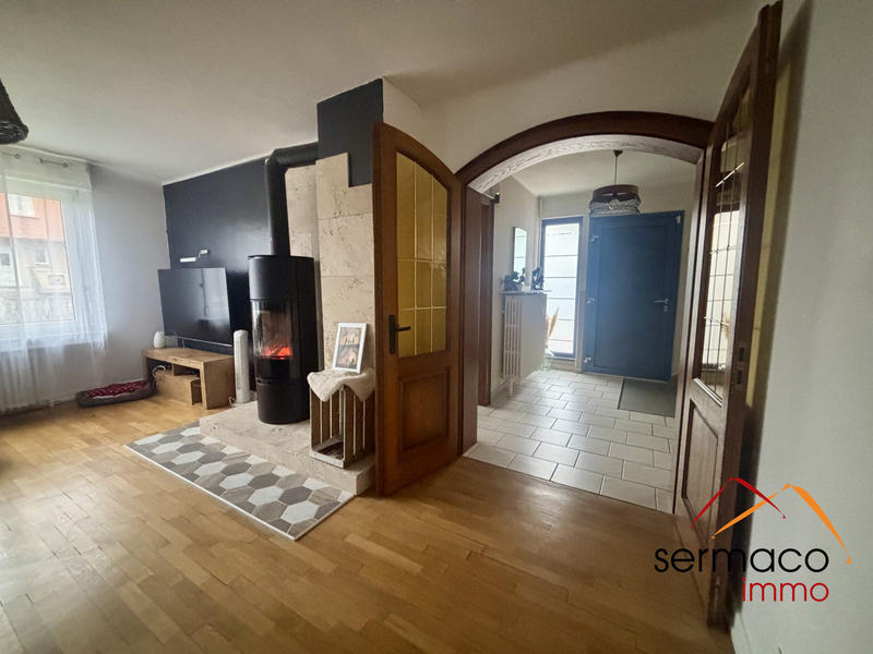 Maison - 212 m² - 11 pièces