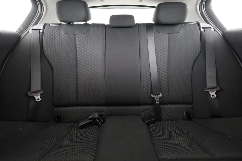 Bmw Série 1 118dA Lounge 5p 143 ch