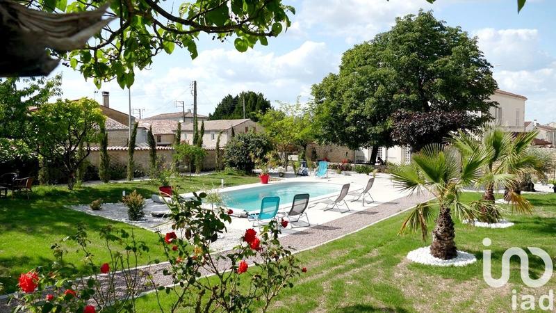 Maison - 430 m² - 15 pièces