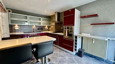 Appartement - 86 m² - 4 pièces