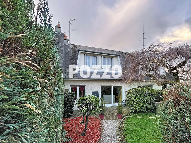 Maison - 98 m² - 4 pièces