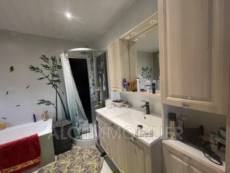 Maison - 112 m² - 6 pièces