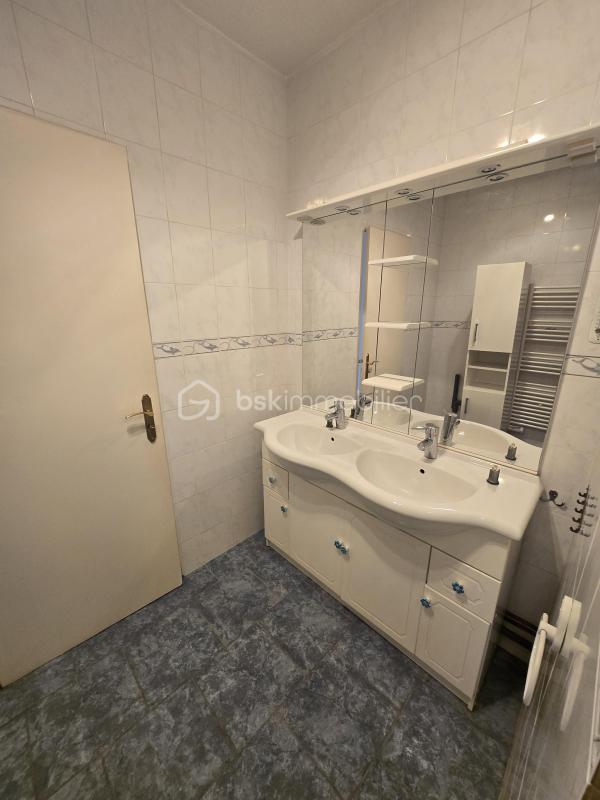 Appartement - 84 m² - 3 pièces