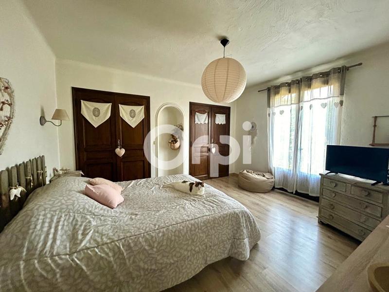 Maison - 168 m² - 5 pièces