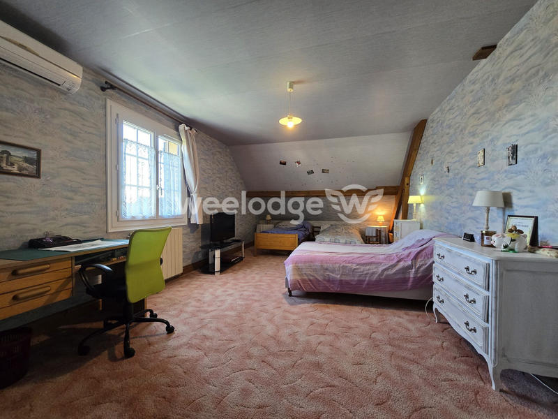 Maison - 142 m² - 6 pièces