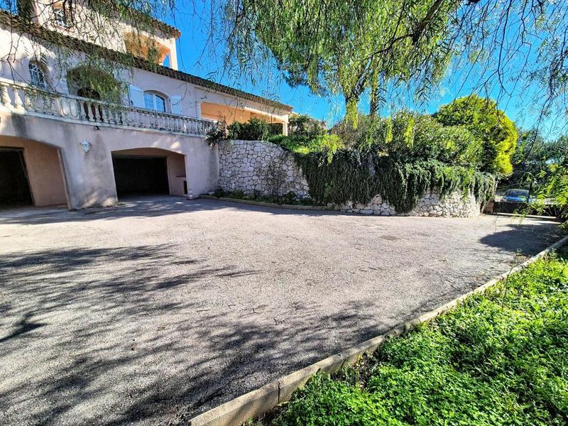 Villa - 138 m² - 4 pièces