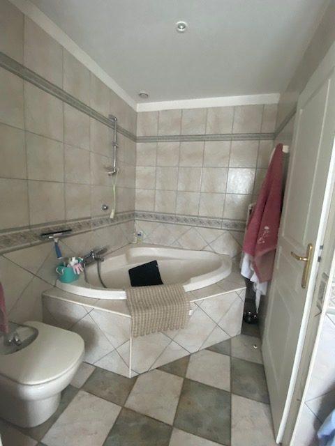 Maison - 179 m² - 6 pièces