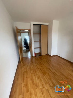 Appartement - 99 m² - 4 pièces