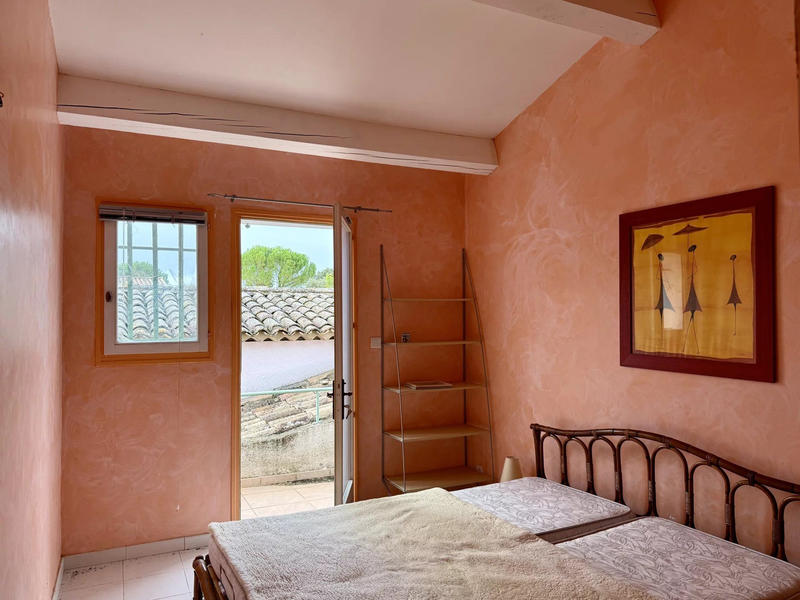 Maison - 230 m² - 8 pièces