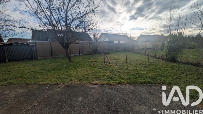 Maison - 90 m² - 5 pièces