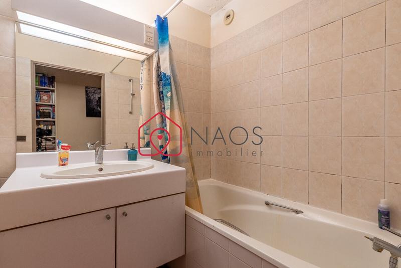 Appartement - 82 m² - 3 pièces