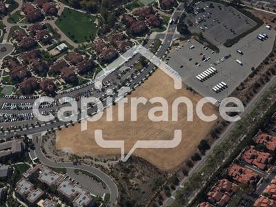 Terrain - 3 000 m²