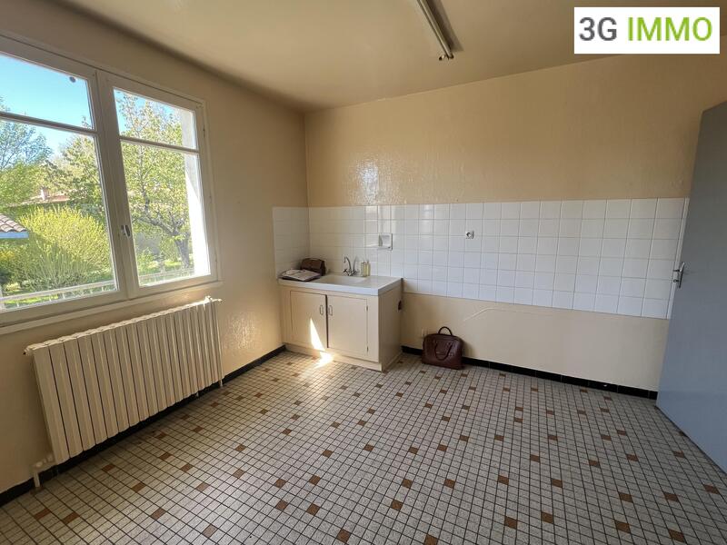 Maison - 95 m² - 5 pièces