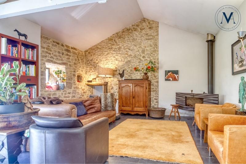 Haras - 400 m² - 7 pièces