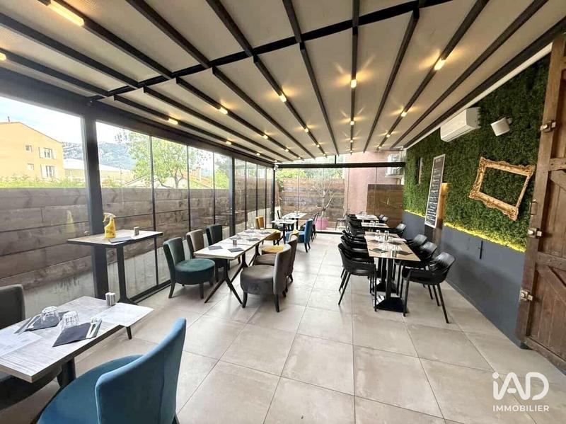 Local commercial - 160 m²