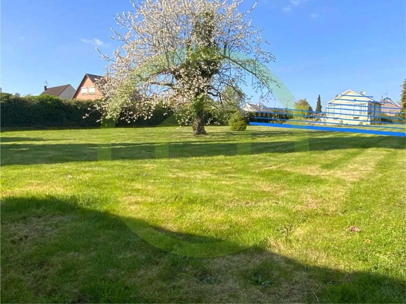 Terrain constructible - 1 343 m²